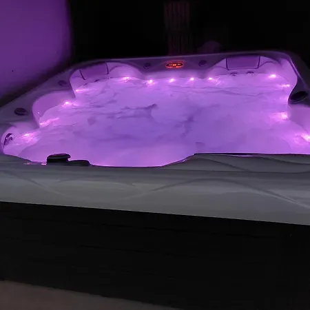 Gorevirat 2 Avec Jacuzzis Et Terrasses Privatives Pour Chaque Apartment Corcelles (Jura)