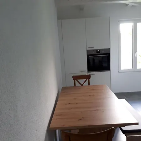 Apartment Gorevirat Corcelles (Jura)