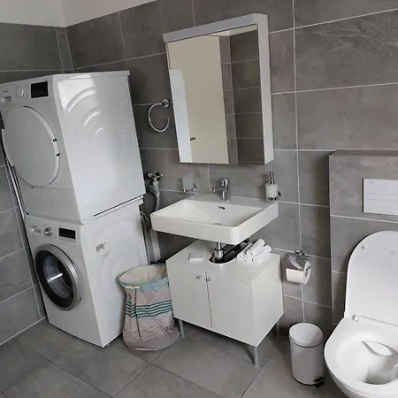 Gorevirat 2 Avec Jacuzzis Et Terrasses Privatives Pour Chaque * Corcelles (Jura)